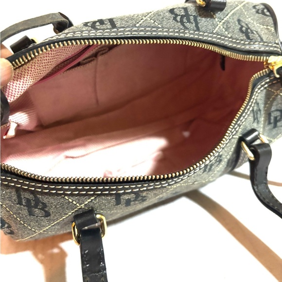 Dooney bourke signature print canvas handbag - Picture 4 of 8